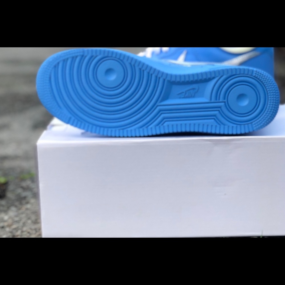 Air Force 1 X Off-White “University Blue”